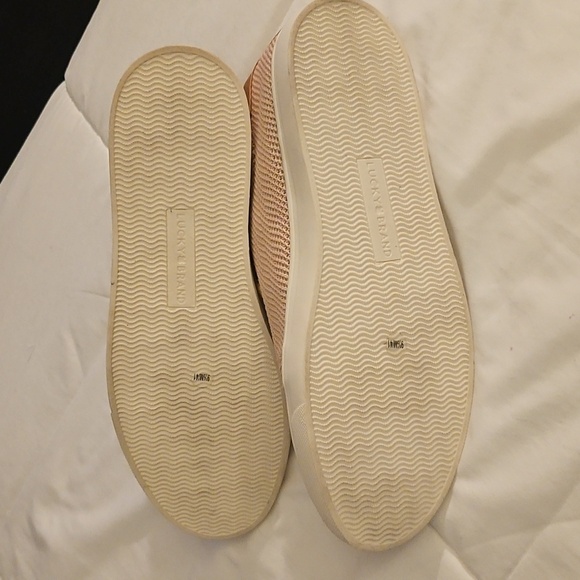 Women's  Spring Shoes - Picture 5 of 8